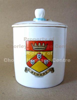 crested ware
