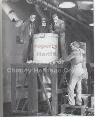 Royal Ordinance Factory - filling 2000lb bombs